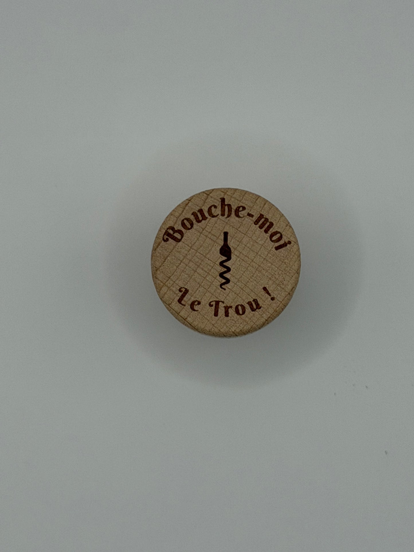 Bouchon de bouteille gravé